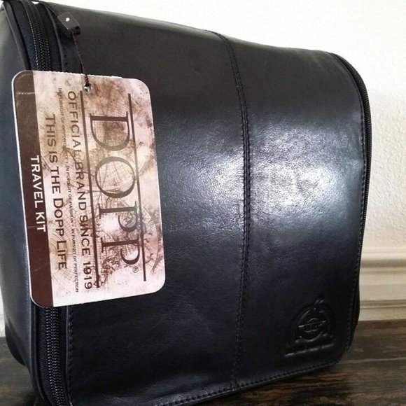 Dopp Carson Other - Dopp Carson Men's Leather Hanging Toiletry Kit